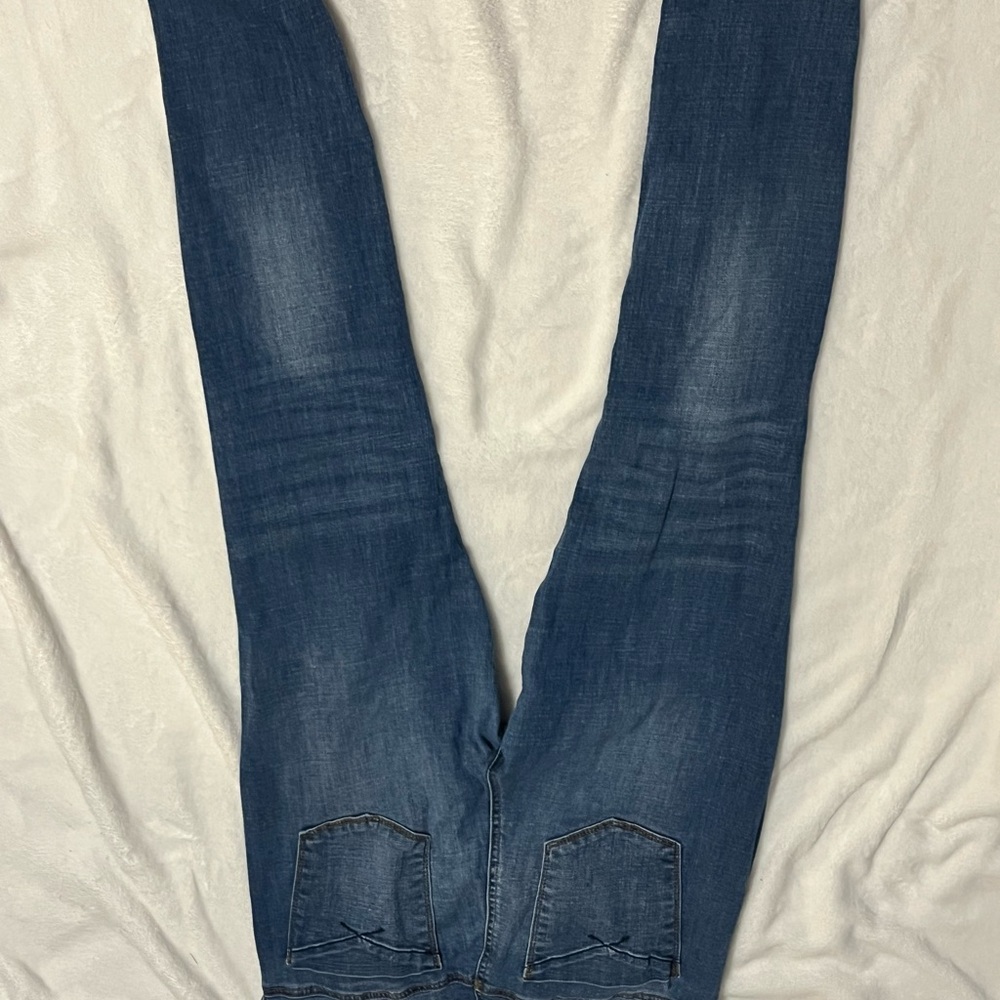 Blue Ankle Cropped Jeans with Faded Indigo Look
